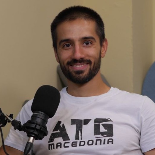 Бојан Диков